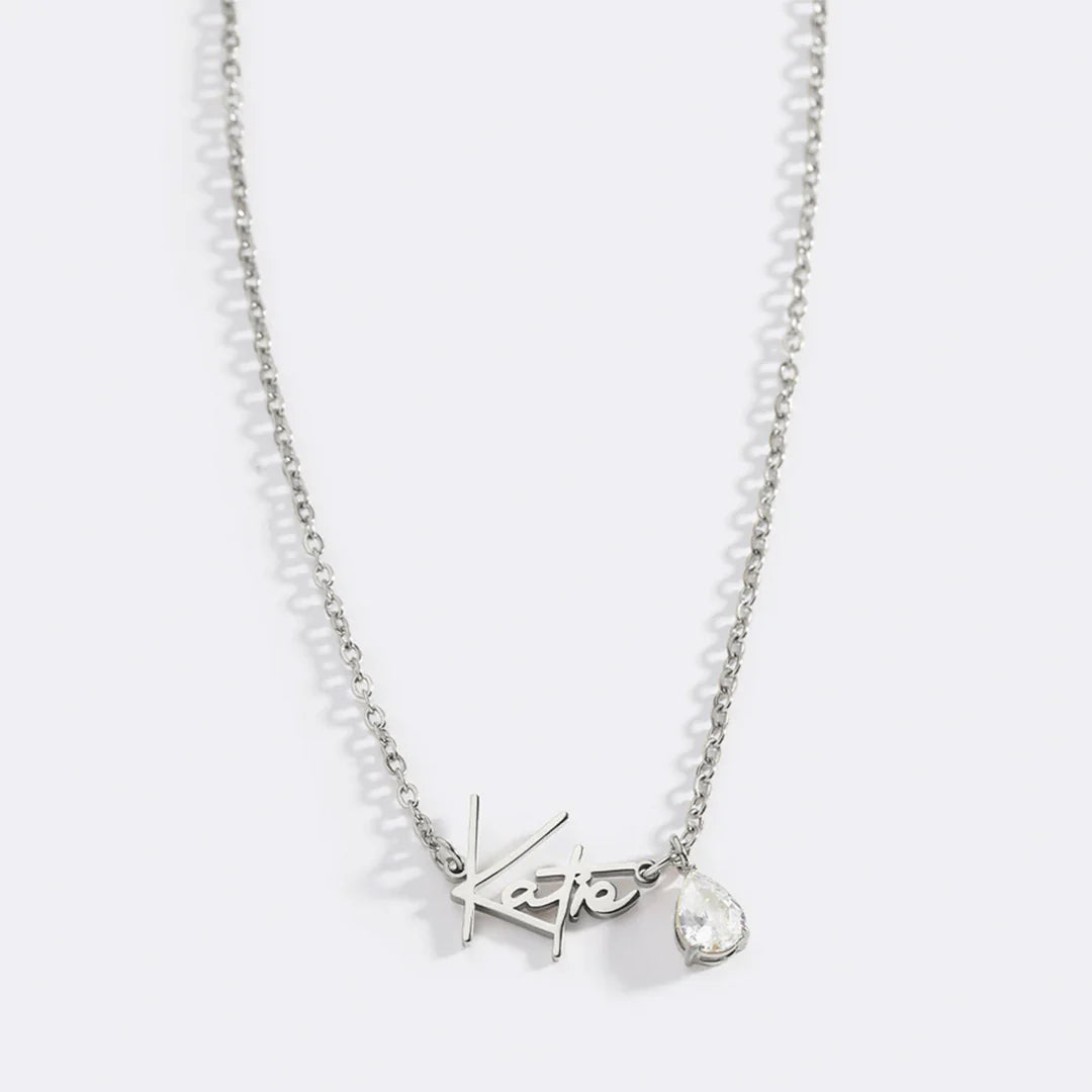 Minimalistische Namenskette – personalisiert aus Edelstahl