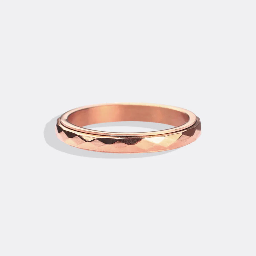 Eleganter schlichter Damenring